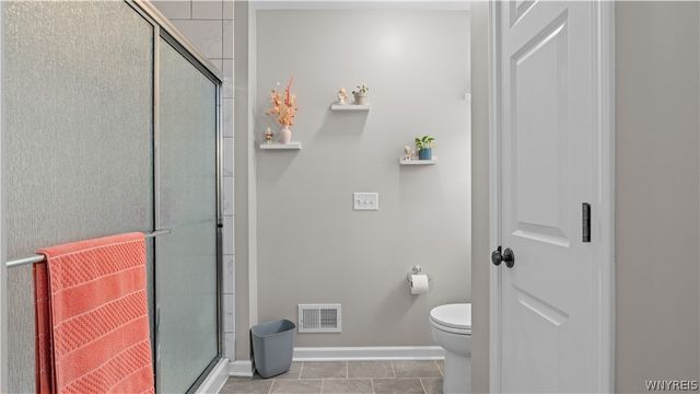 2282 Agassiz Drive, Hamburg, NY 14085