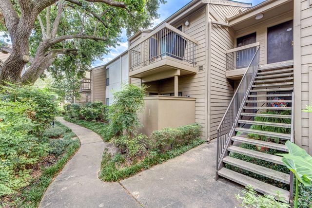 10047 Westpark Drive 14, Houston, TX 77042