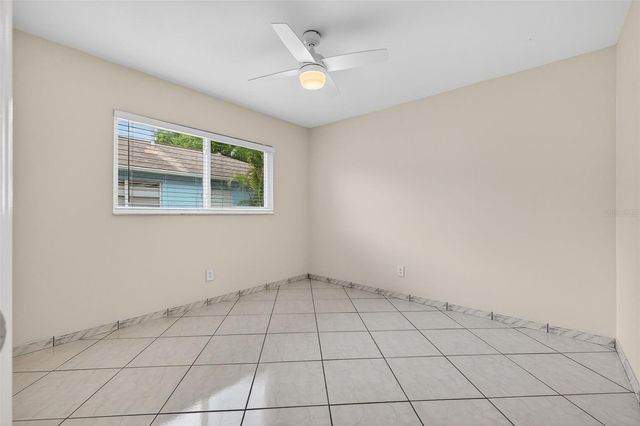 1700 GLEN LAKES BOULEVARD N, St Petersburg, FL 33702