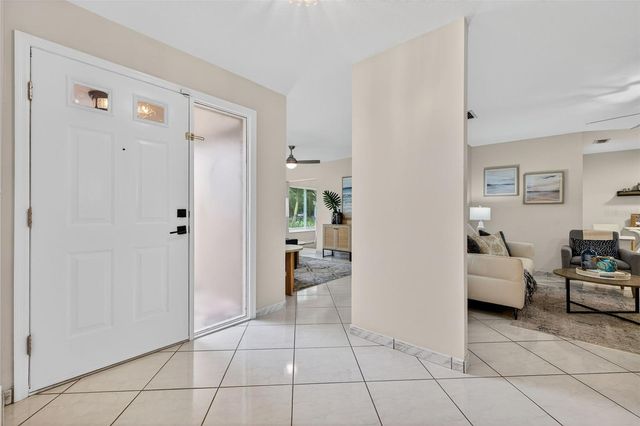 1700 GLEN LAKES BOULEVARD N, St Petersburg, FL 33702