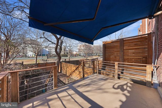 1130 COLONIAL AVE, Alexandria, VA 22314