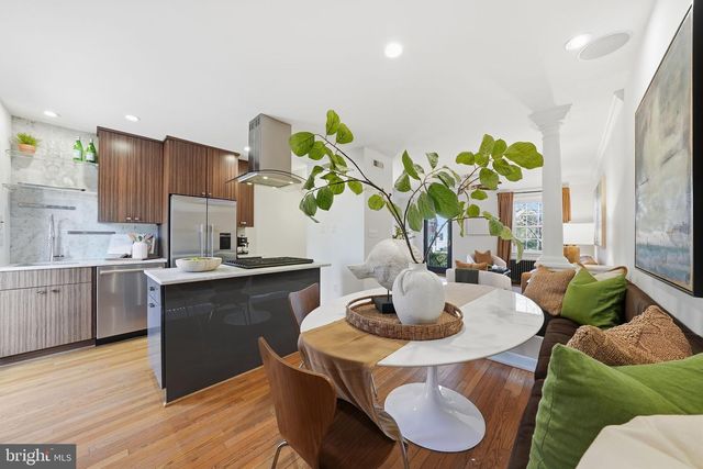 1130 COLONIAL AVE, Alexandria, VA 22314