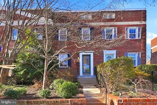 1130 COLONIAL AVE, Alexandria, VA 22314