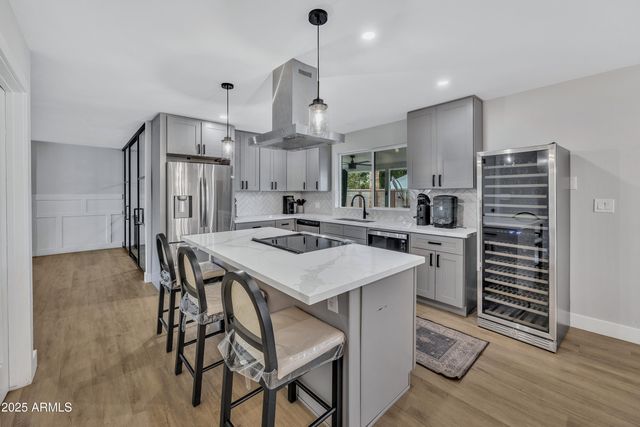 2011 E GARY Circle, Mesa, AZ 85213