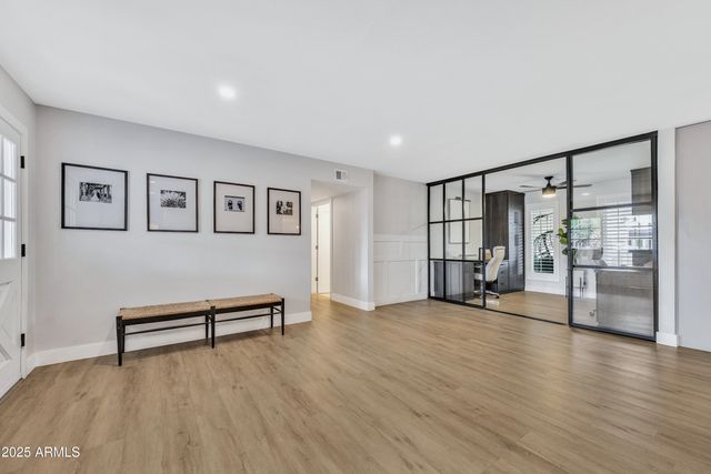 2011 E GARY Circle, Mesa, AZ 85213