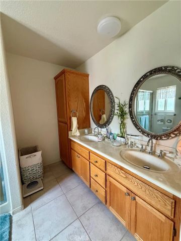 13077 1st Avenue, Victorville, CA 92395