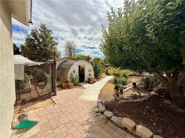 13077 1st Avenue, Victorville, CA 92395