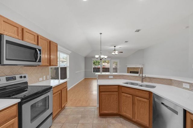 5612 Longhorn Drive, The Colony, TX 75056