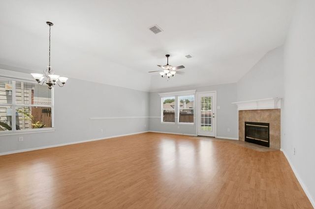 5612 Longhorn Drive, The Colony, TX 75056