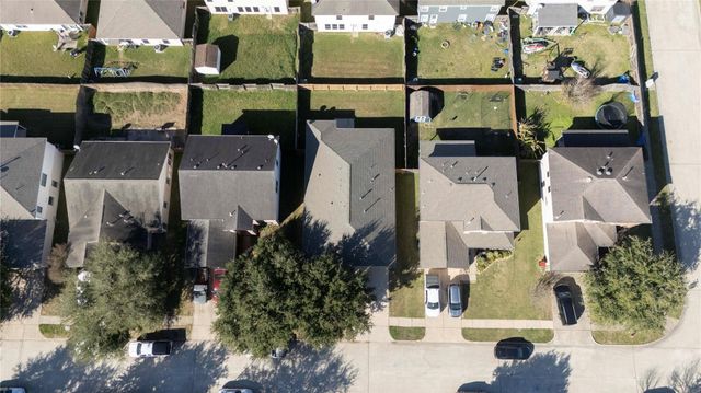 10635 Gold Finch Road, Baytown, TX 77523