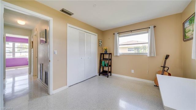 3520 SE 3rd PL, Cape Coral, FL 33904