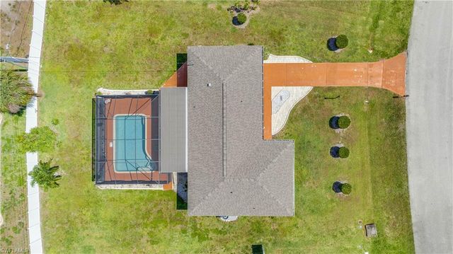 3520 SE 3rd PL, Cape Coral, FL 33904