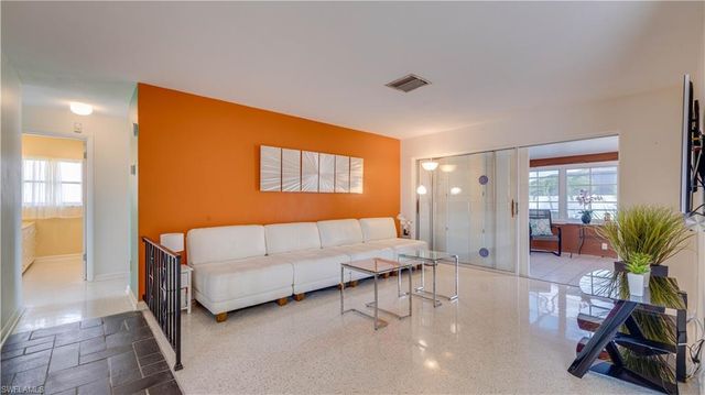 3520 SE 3rd PL, Cape Coral, FL 33904