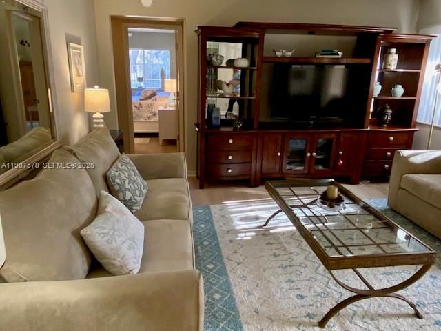 442 Pine Glen Lane D-2, Greenacres, FL 33463