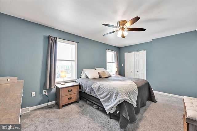 6547 HOLLOW DR, East Petersburg, PA 17520