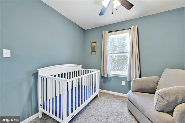 6547 HOLLOW DR, East Petersburg, PA 17520