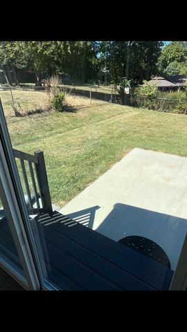 1276 Nice Drive, Lexington, KY 40504