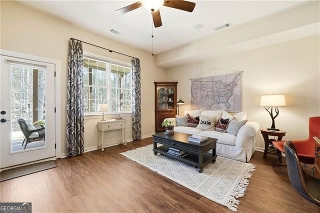 119 Chestnut Drive, Canton, GA 30114