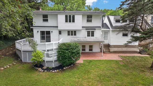 234 E LAKEVIEW Boulevard, Erie, PA 16504