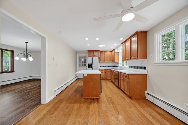 234 E LAKEVIEW Boulevard, Erie, PA 16504