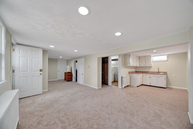 234 E LAKEVIEW Boulevard, Erie, PA 16504