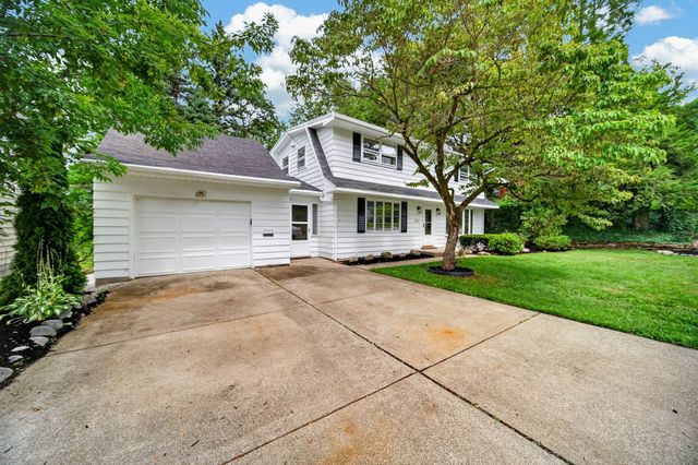 234 E LAKEVIEW Boulevard, Erie, PA 16504
