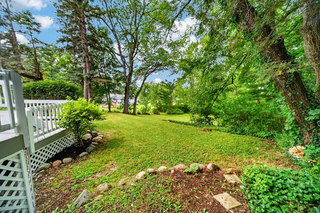 234 E LAKEVIEW Boulevard, Erie, PA 16504