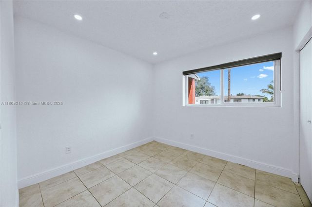 3230 NW 171st Ter House, Miami Gardens, FL 33056