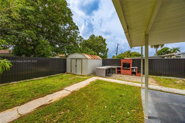 3230 NW 171st Ter House, Miami Gardens, FL 33056