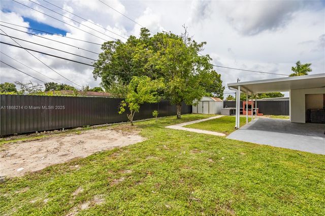 3230 NW 171st Ter House, Miami Gardens, FL 33056