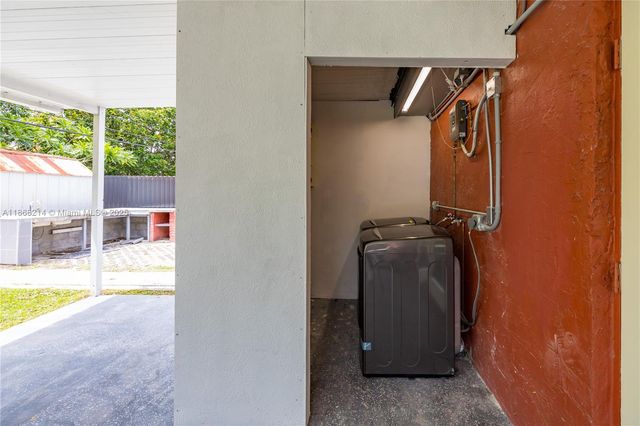 3230 NW 171st Ter House, Miami Gardens, FL 33056