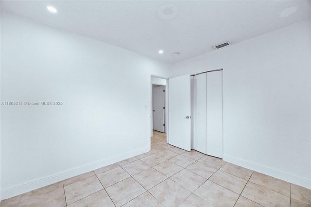 3230 NW 171st Ter House, Miami Gardens, FL 33056