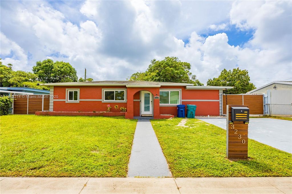 3230 NW 171st Ter House, Miami Gardens, FL 33056