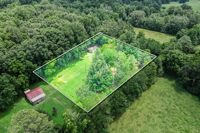 269 Pleasant Ridge Rd, Goodspring, TN 38460