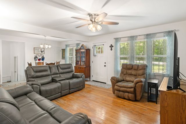 269 Pleasant Ridge Rd, Goodspring, TN 38460