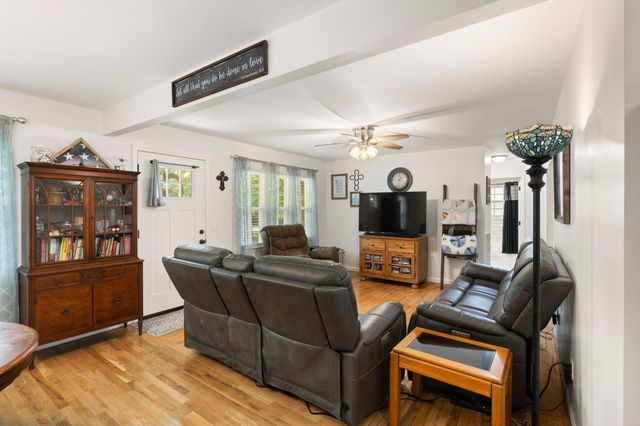 269 Pleasant Ridge Rd, Goodspring, TN 38460