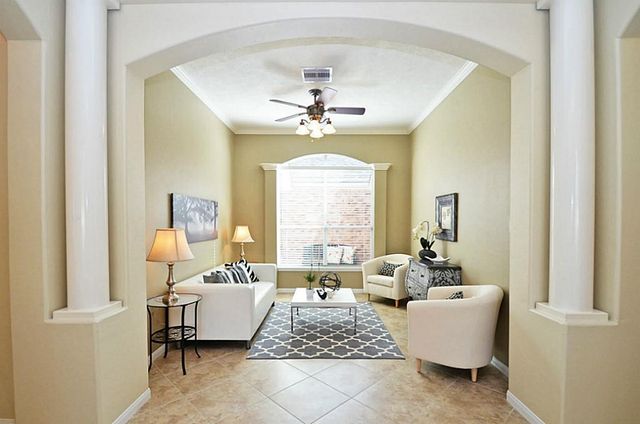 1103 Parkhaven Lane, Houston, TX 77077