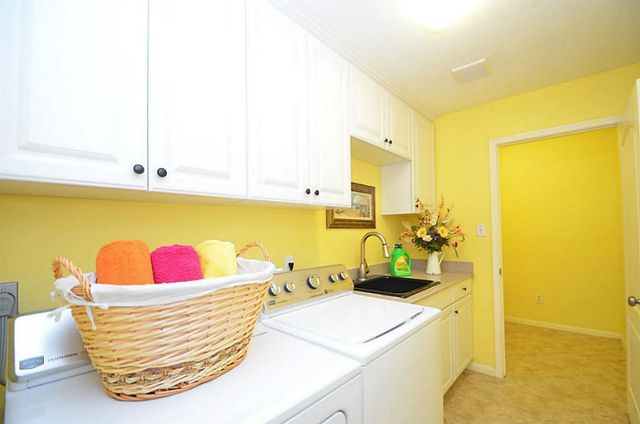 1103 Parkhaven Lane, Houston, TX 77077