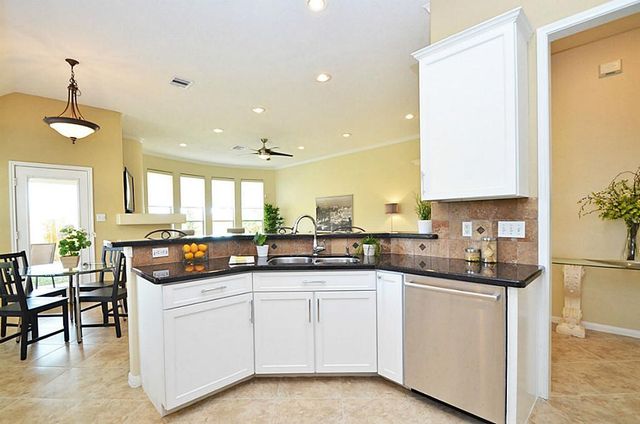 1103 Parkhaven Lane, Houston, TX 77077