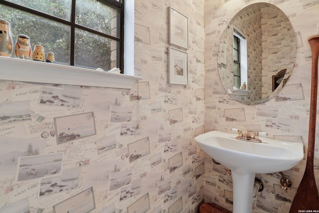 1318 Summit Creek, San Antonio, TX 78258