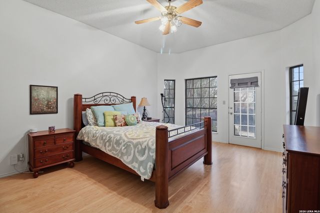 1318 Summit Creek, San Antonio, TX 78258