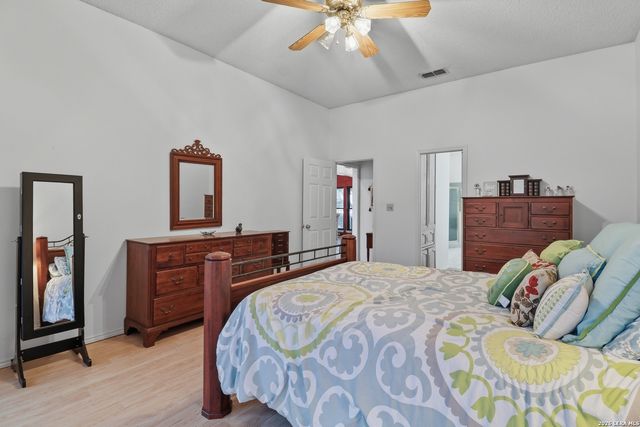 1318 Summit Creek, San Antonio, TX 78258