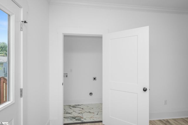 305 Valley Street, Greenville, SC 29611