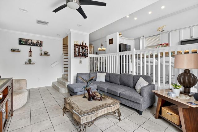 1572 Briar Oak Drive, Royal Palm Beach, FL 33411