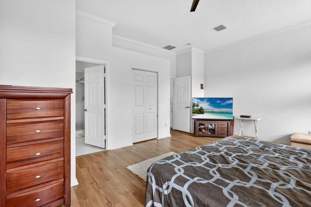 1572 Briar Oak Drive, Royal Palm Beach, FL 33411