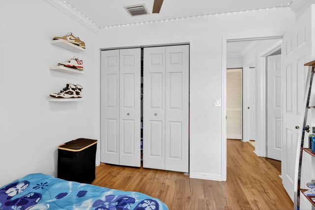 1572 Briar Oak Drive, Royal Palm Beach, FL 33411