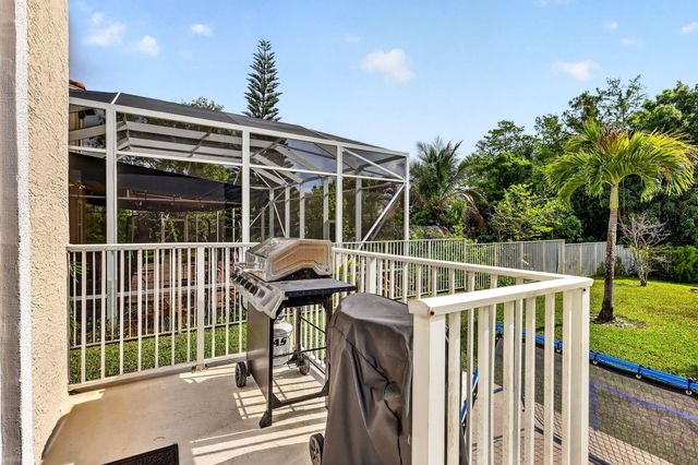 1572 Briar Oak Drive, Royal Palm Beach, FL 33411