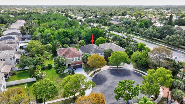 1572 Briar Oak Drive, Royal Palm Beach, FL 33411