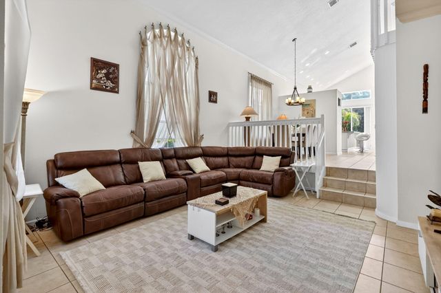 1572 Briar Oak Drive, Royal Palm Beach, FL 33411