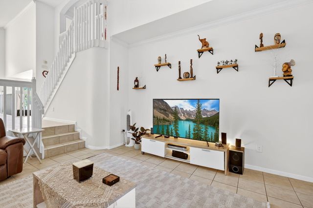 1572 Briar Oak Drive, Royal Palm Beach, FL 33411